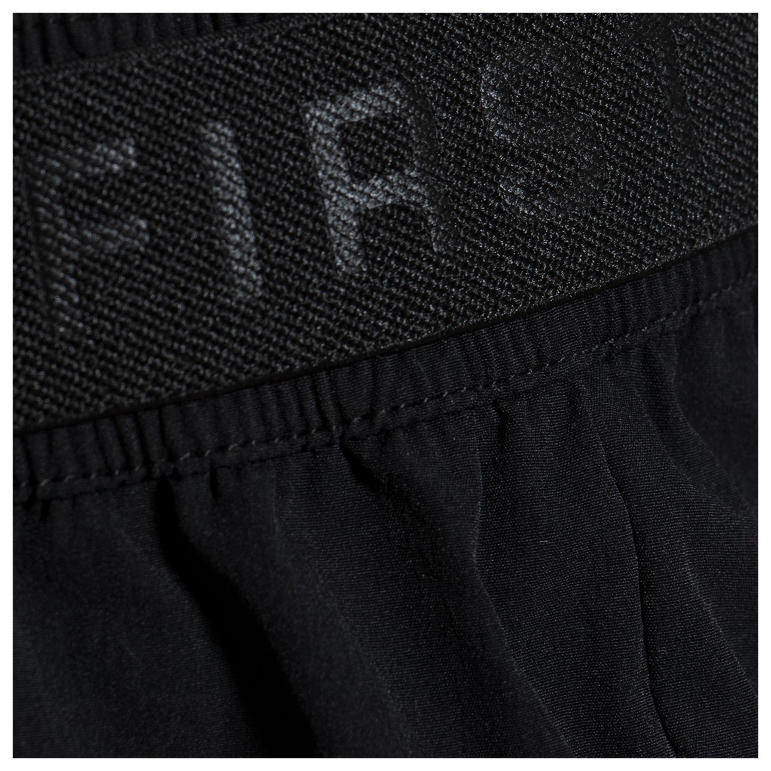 FA2401-Black_4.jpg
