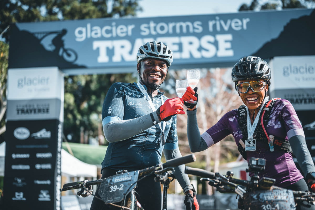 Sibusiso Makamu and Letshego Zulu celebrate finishing the 2022 Glacier Storms River Traverse. Photo by Sage Lee Voges for zcmc.co.za. 