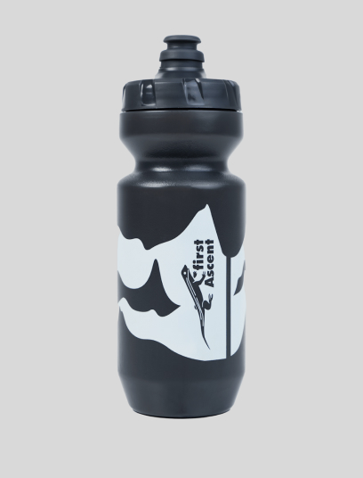 Ridge Waterbottle 600ml First Ascent Ridge Waterbottle 600ml in grey colourway with mountain print